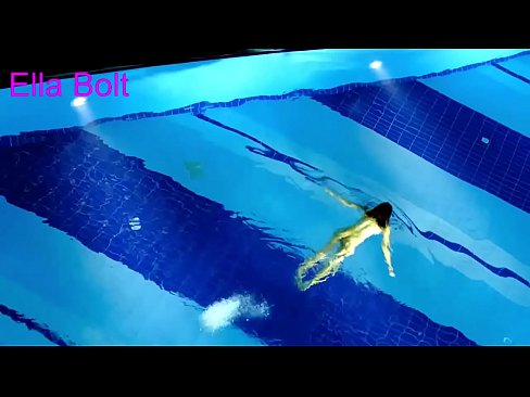 ❤️ Não consigo parar de observar, jovem loira apanhada nadando nua na piscina do resort ELLA BOLT Porno de qualidade em pt-br.fullpornercom.ru